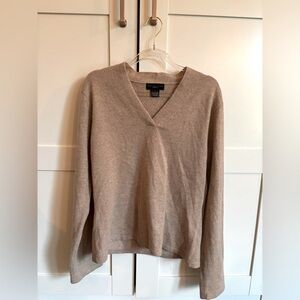 Madison Studio Cashmere Sweater Oatmeal Beige Neutral Size Small Casual Chic